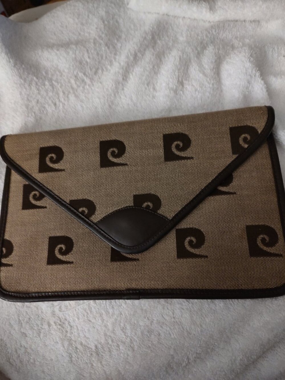 PIERRE CARDIN CLUTCH PURSE VINTAGE
